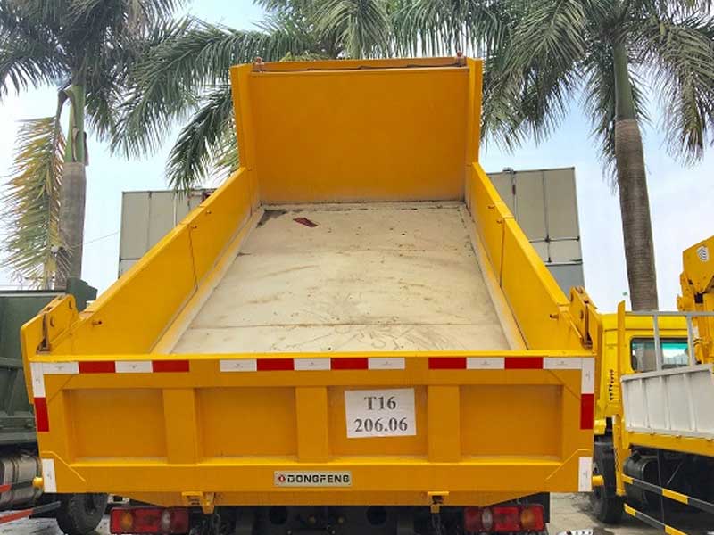 Xe ben Dongfeng Hoàng Huy 8 tấn đời 2020-2021 - thùng xe vuông