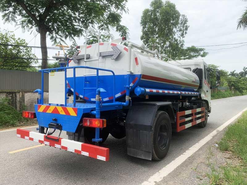 Xe rửa đường 9 khối Dongfeng - Giải pháp làm sạch và giảm bụi cho môi trường đô thị trong lành