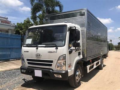 Xe tải thùng kín Hyundai Mighty EX8 GTL 7 tấn