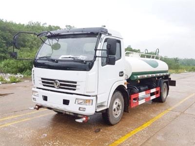 Xe ô tô xi téc chở nước rửa đường 5m3 Dongfeng nhập khẩu