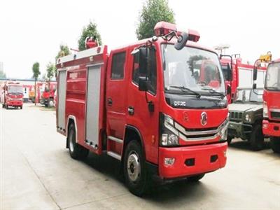 Xe cứu hỏa chữa cháy Dongfeng nhập khẩu 4,5m3 nước + 0,5m3 foam