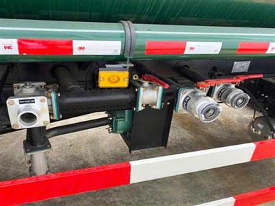 o to xi tec phun nuoc rua duong 13 5m3 dongfeng 2025 6 57865